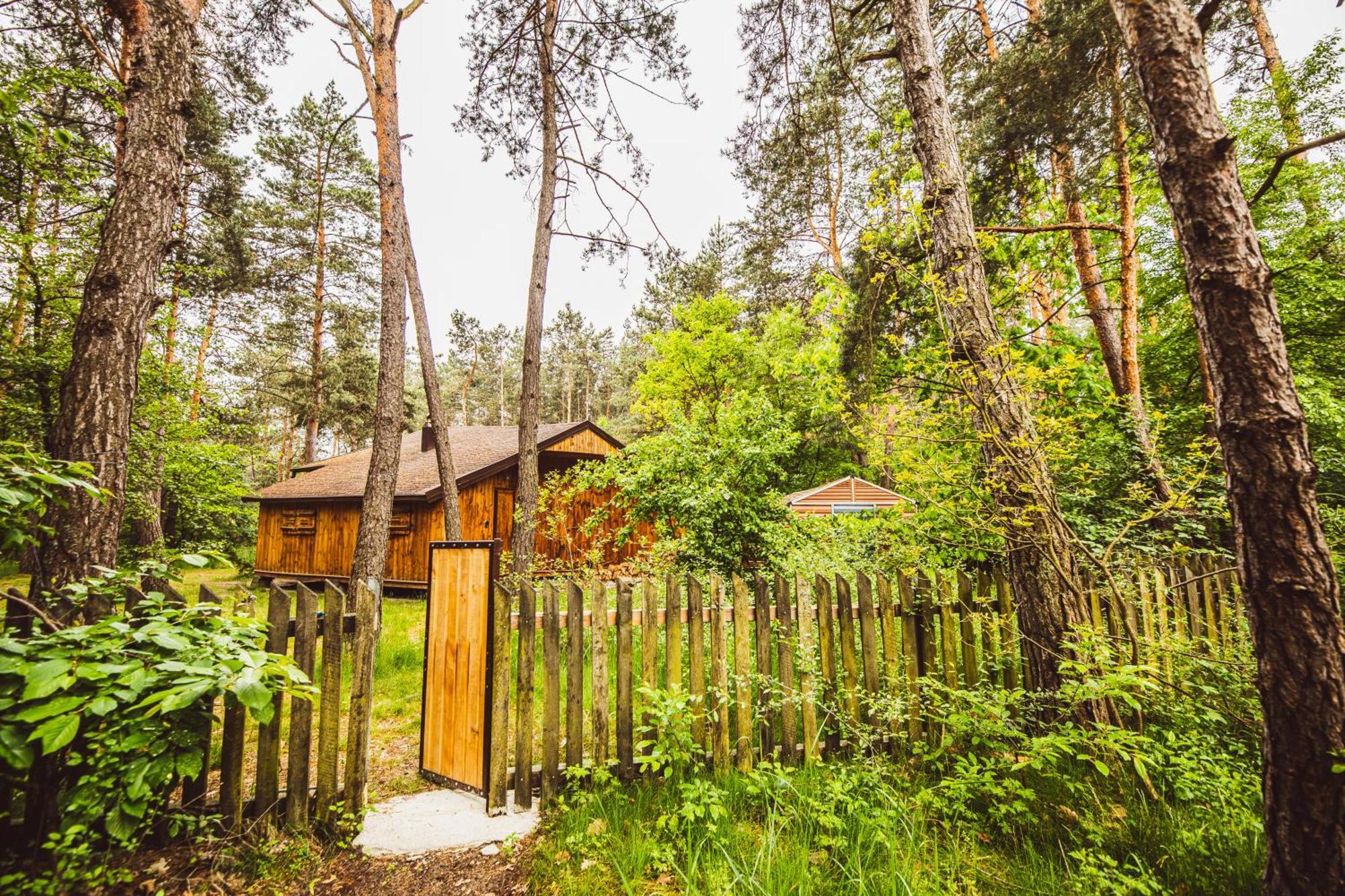 Cozy Nature Retreat With Patio Fireplace Garden Maciejowice Exterior photo